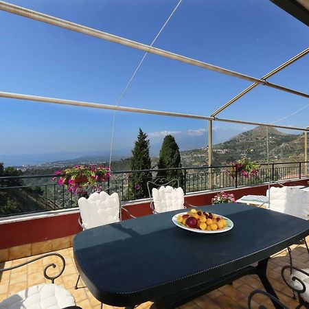 Terrazza Sull'Etna Holidays Apartment Taormina Exterior photo